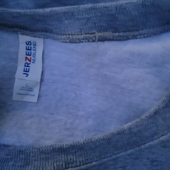 Men's Jerzees Sweatshirt.  Large - Picture 5 of 5